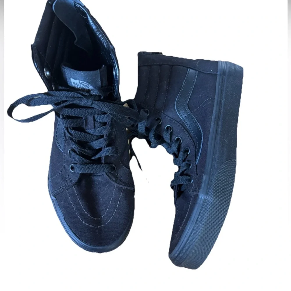 vans kids black high top sneakers Size 3 Youth
